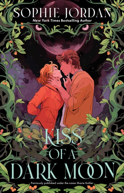 Coperta cărții 'Kiss of a Dark Moon - Sophie Jordan'