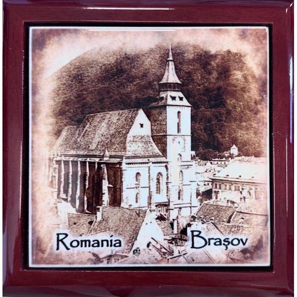 Cutie bijuterii din lemn. Biserica Neagra alb-negru