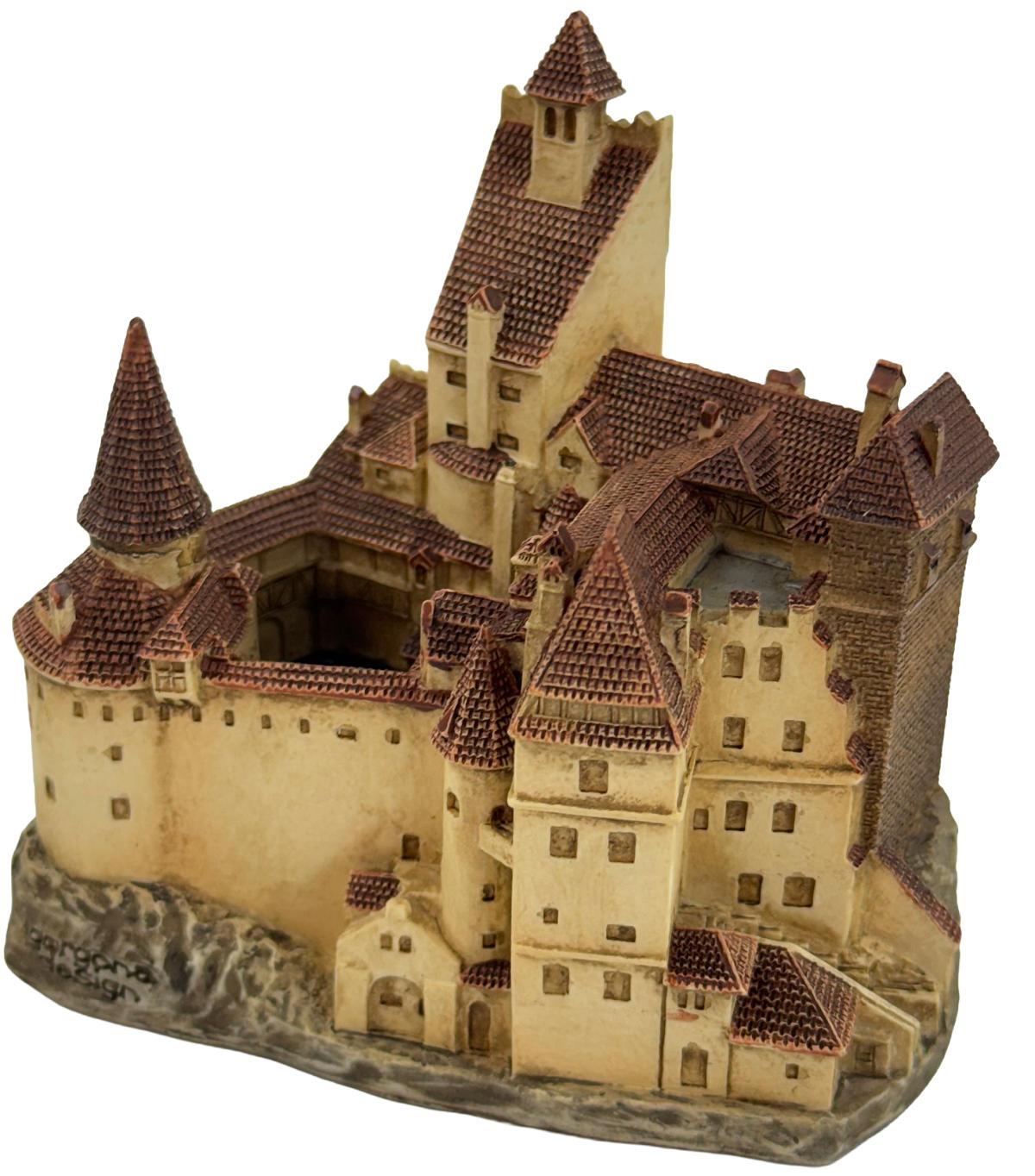 Imaginea produsului 'Suvenir: Castelul Bran din rășină'