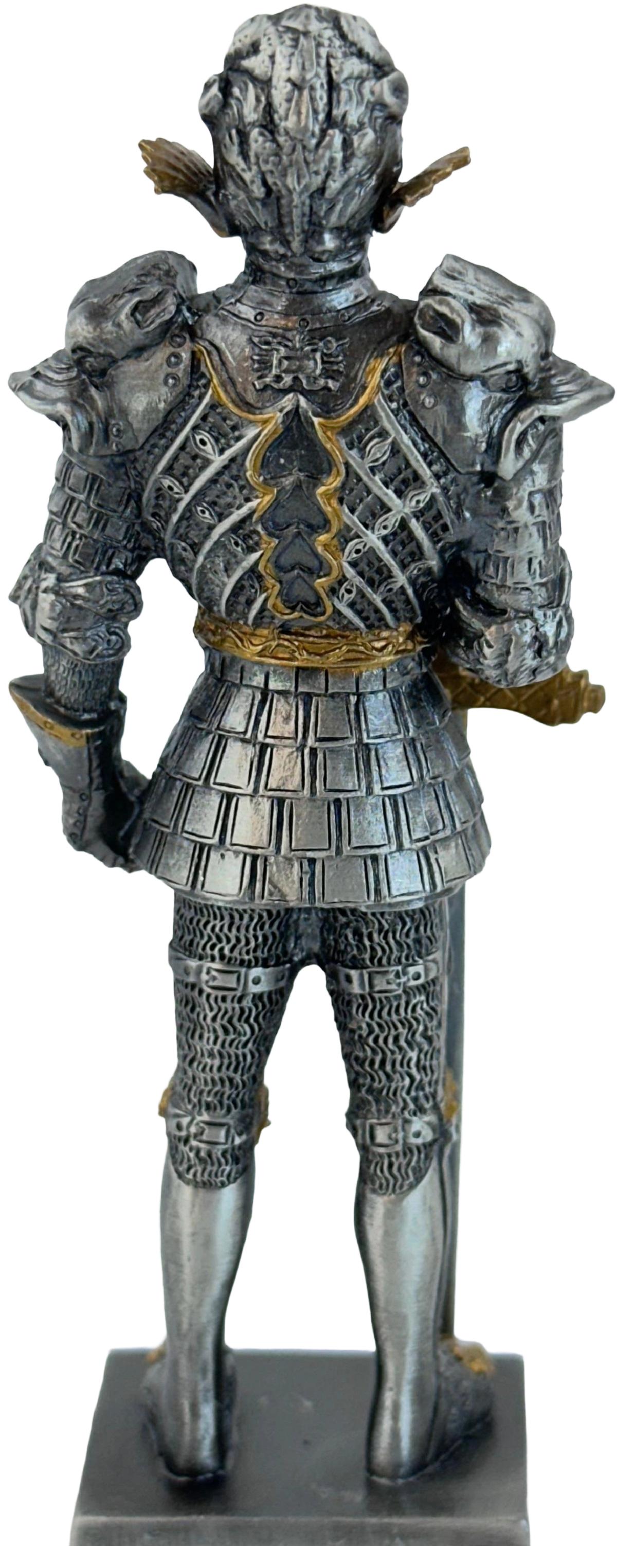 Imaginea produsului 'Soldațel de colecție din plumb: Pedestru cu sabie. Model 2'