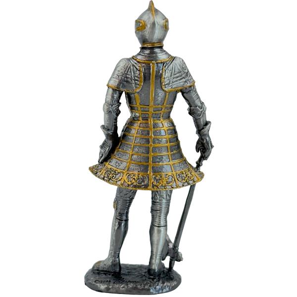 Soldatel de colectie din plumb: Pedestru cu topor