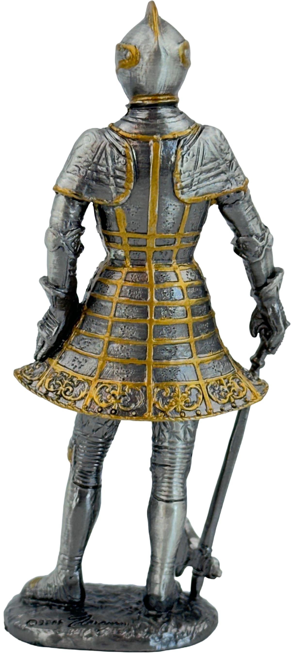 Imaginea produsului 'Soldațel de colecție din plumb: Pedestru cu topor'