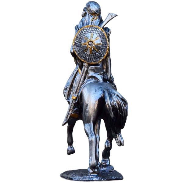 Soldatel de colectie din plumb: Ecvestru. Model 4