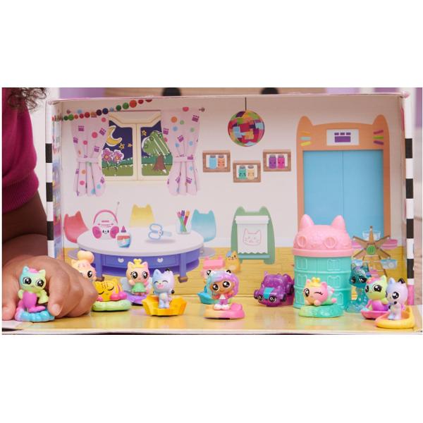 Set 12 mini figurine. Gabby's Dollhouse