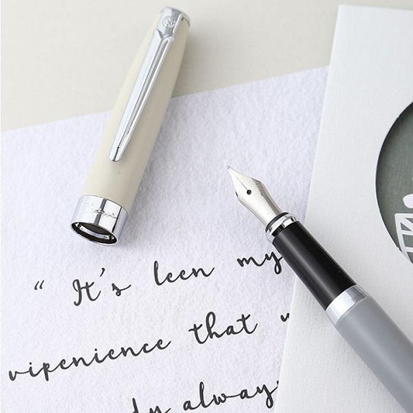 Set: Stilou Morandi Gri si calimara cerneala