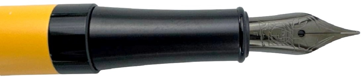 Imaginea produsului 'Set: Stilou + călimară + difuzor în geantă metalică'