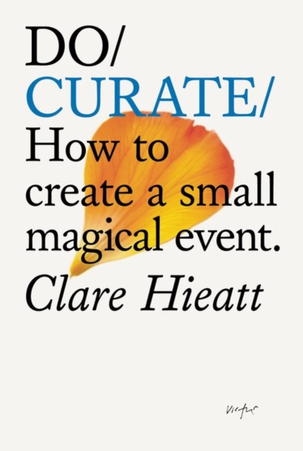 Coperta cărții 'Do Curate - Clare Hieatt'