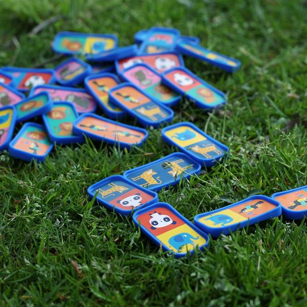 Joc de petrecere: Domino pentru exterior