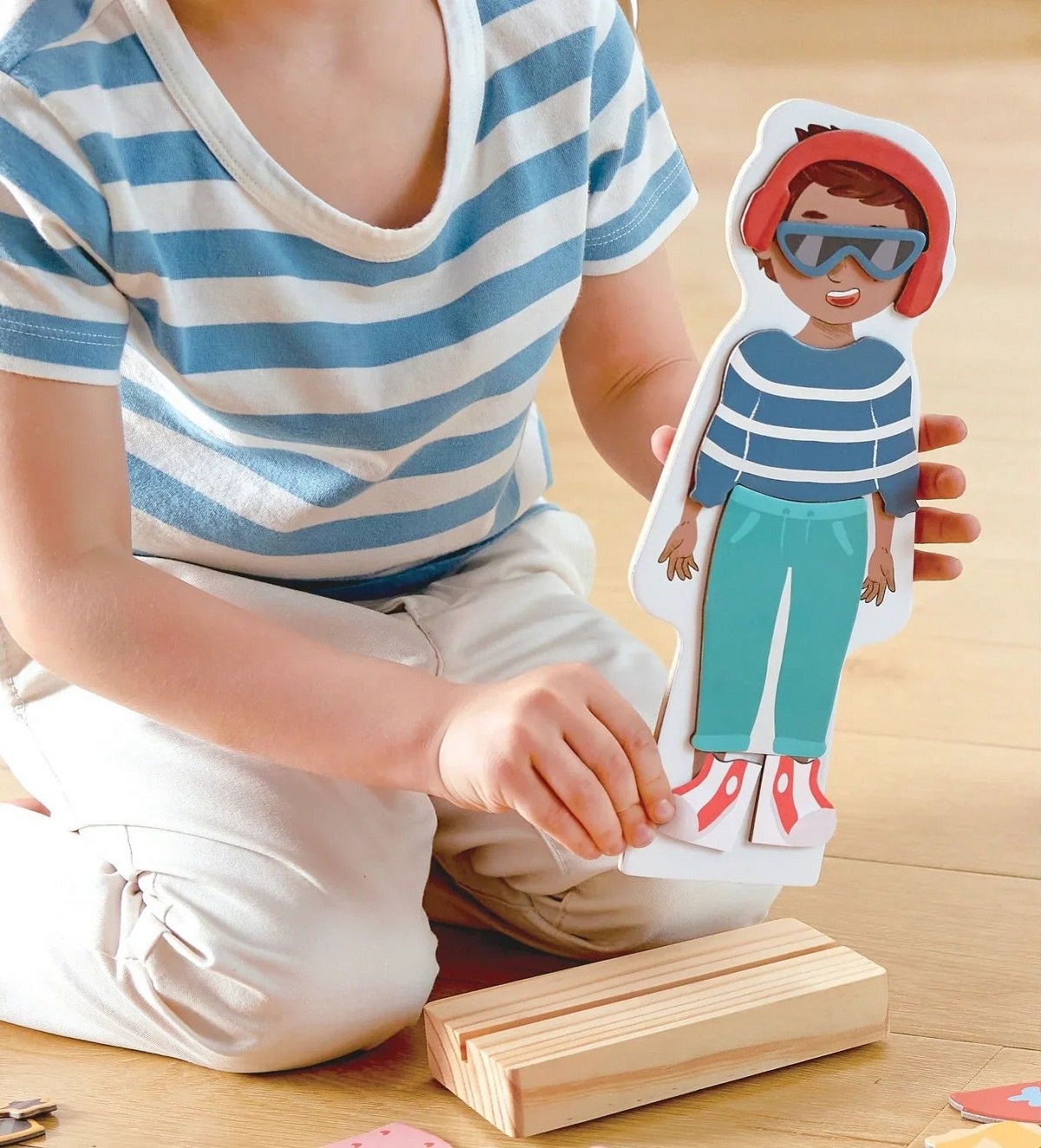 Imaginea produsului 'Puzzle magnetic. Dress-Up. Îmbrăcare'