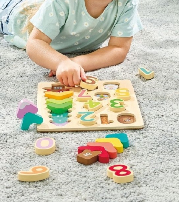 Imaginea produsului 'culori si numere - puzzle din lemn'