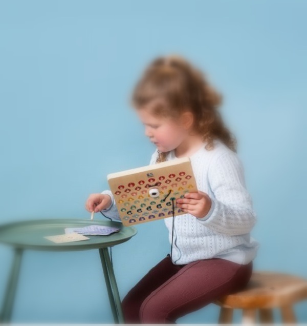 Imaginea produsului 'Joc educativ: Coase după cod'