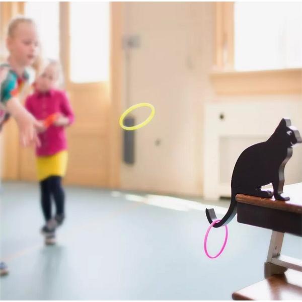 Joc de aruncare la tinta cu inele: Cat Toss