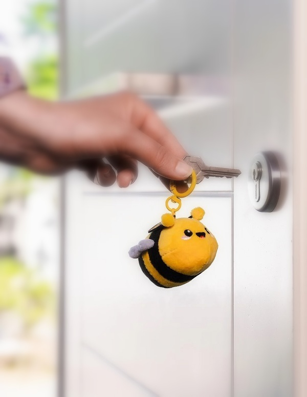 Imaginea produsului 'Breloc pluș: Albină'