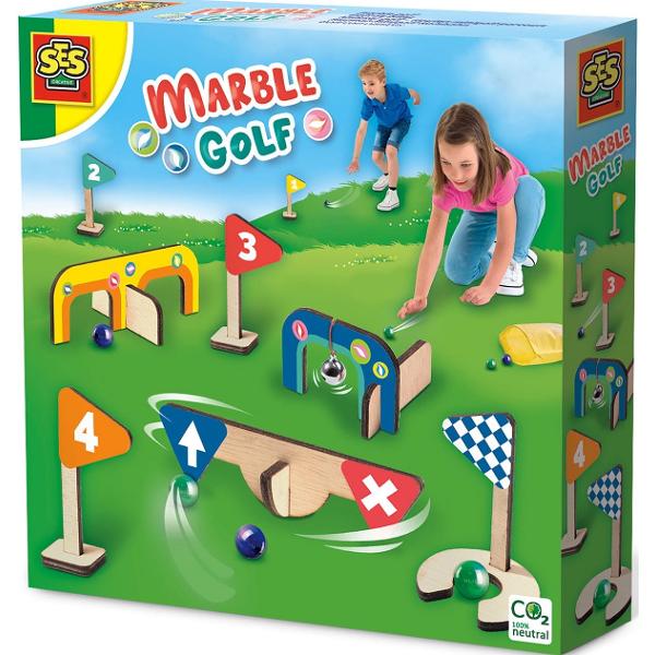 Joc de petrecere: Minigolf din lemn