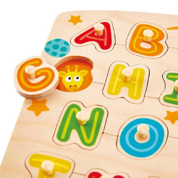 Puzzle din lemn cu butoni: Alfabet