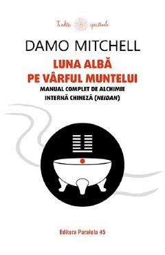 Luna alba pe varful muntelui - Damo Mitchell