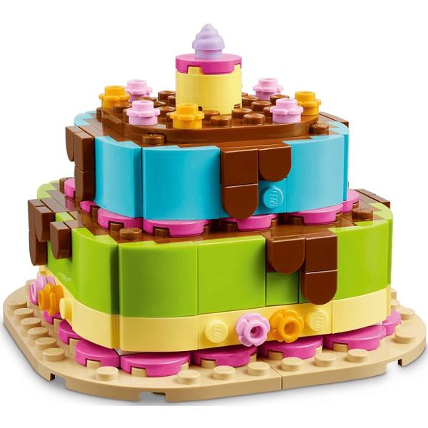 Lego: Tort pentru petrecerea de zi de nastere
