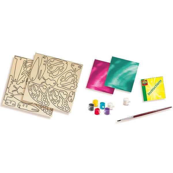 Set creativ: Decoreaza fluturi din lemn