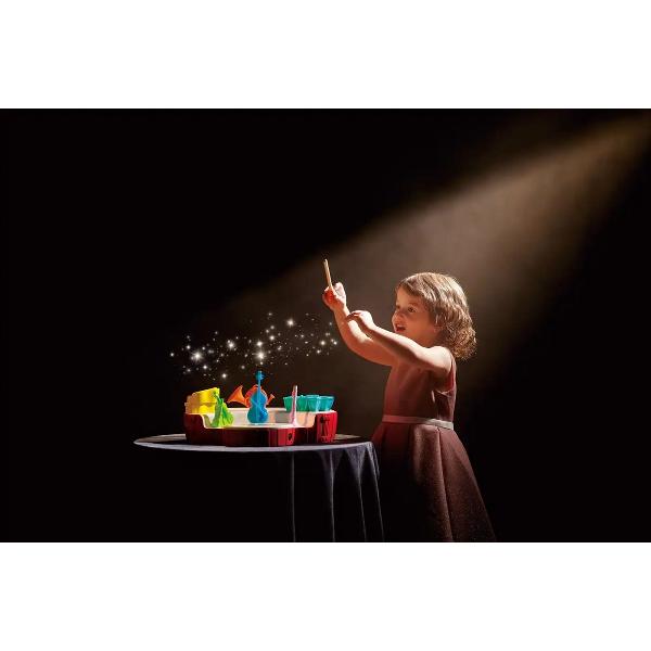 Jucarie: Micul dirijor de orchestra