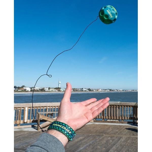Minge hipersaritoare cu sistem de prindere: Waboba Moon Ball. Multicolor. Model 1
