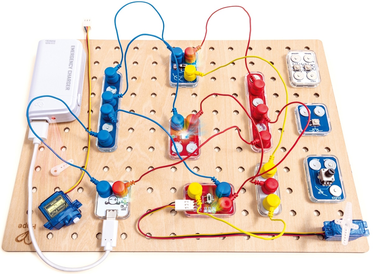 Imaginea produsului 'Jucărie LabBox: Circuit Explorer Boost'