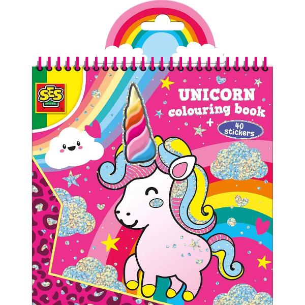 Carte de colorat. Unicorn