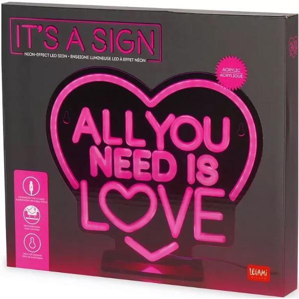 Lampa LED: All you need is love