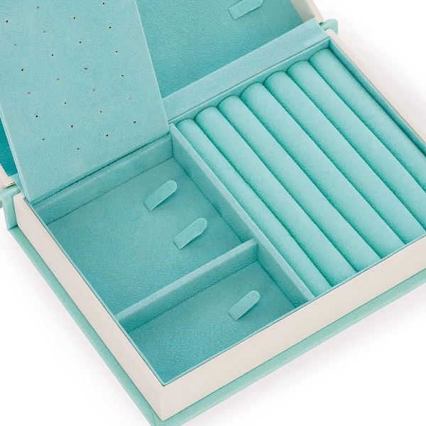 Imaginea produsului 'Cutie de bijuterii în formă de carte: Bling Book'