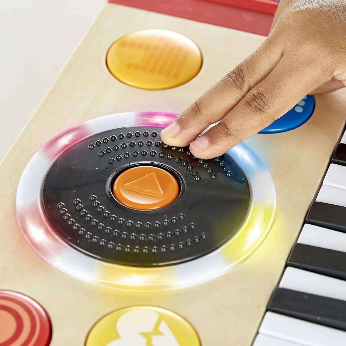 Imaginea produsului 'Jucărie din lemn: Studio DJ Mix and Spin'