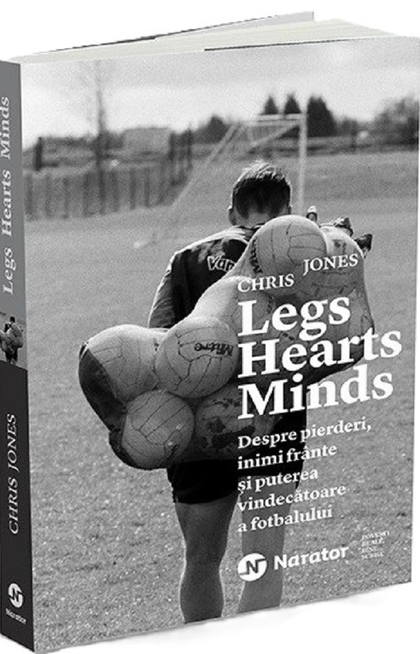 Coperta cărții 'Legs Hearts Minds - Chris Jones'