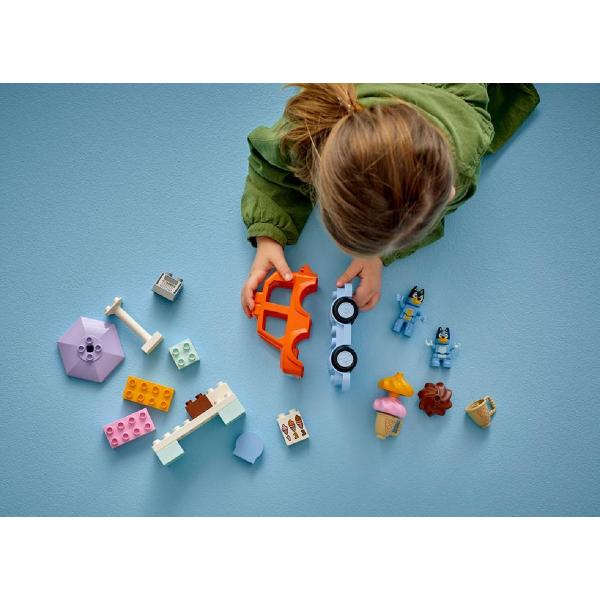 Lego Duplo: Vizita cu Blue la furgoneta de inghetata