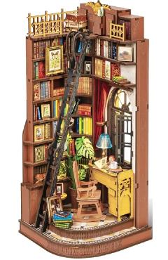 Imaginea produsului 'Puzzle 3D DIY Book Nook and Wonderland: Silent Corner Study'