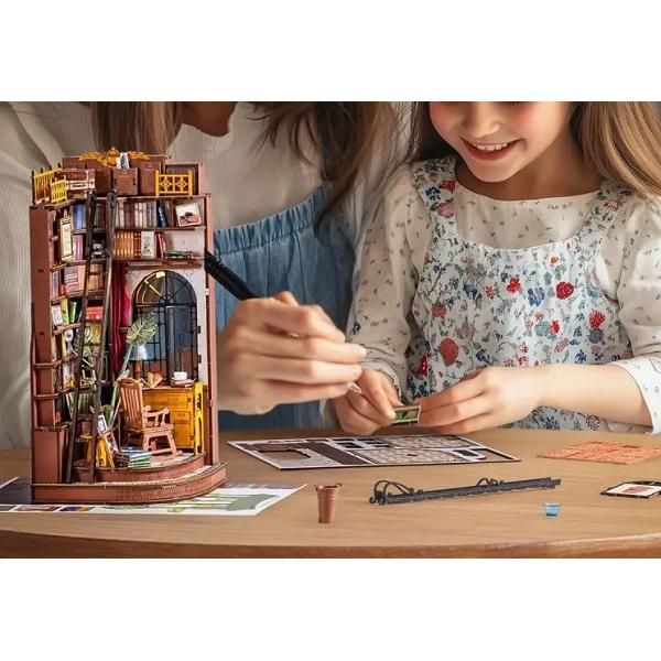 Puzzle 3D DIY Book Nook and Wonderland: Silent Corner Study