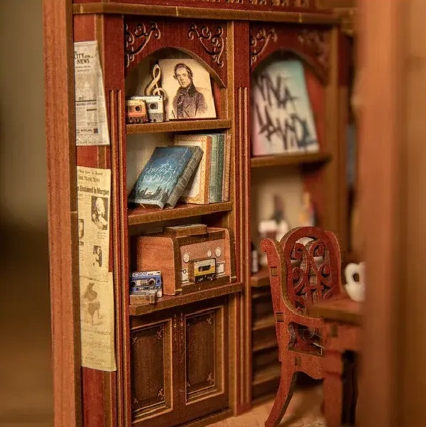 Imaginea produsului 'Puzzle 3D DIY Book Nook: The Secret Rhythm'