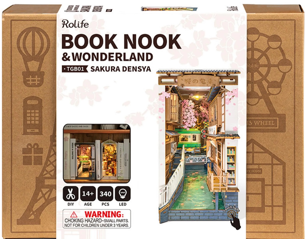 Imaginea produsului 'Puzzle 3D DIY Book Nook and Wonderland: Sakura Densya'
