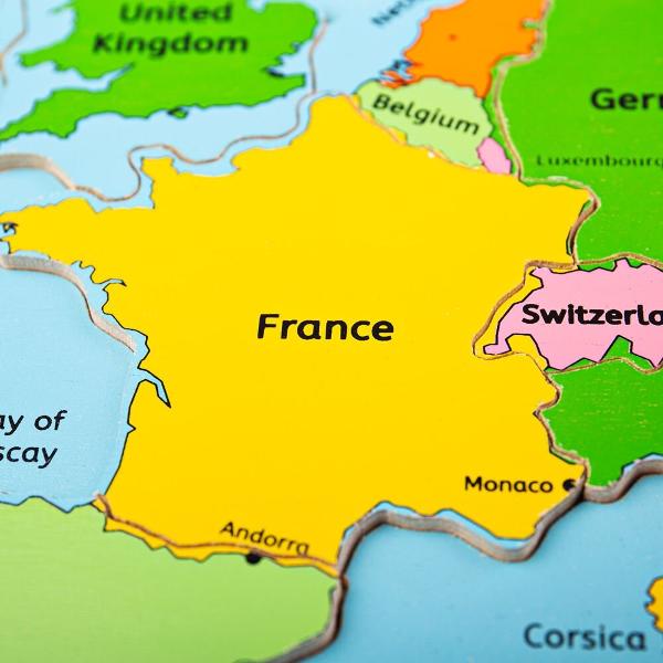Puzzle din lemn. Harta Europei
