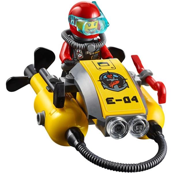 Lego City Nava de explorare in largul marii 8-12 ani (60095)